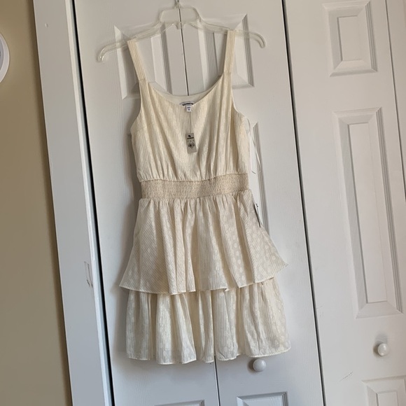 EXPRESS IVORY/ GOLD SLEEVELESS DRESS Size S - Picture 3 of 12